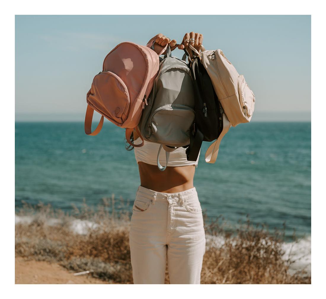 Elegantný dámsky batoh do mesta Heys Basic Backpack Black