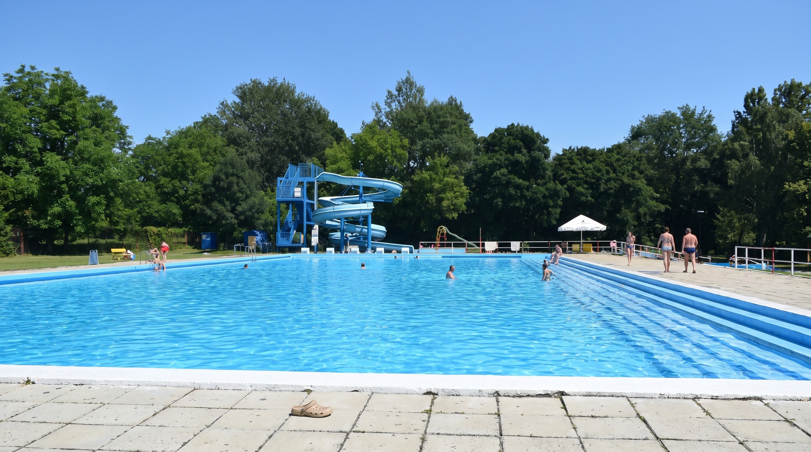 Bazén so šmykľavkou v Camp Strážnice