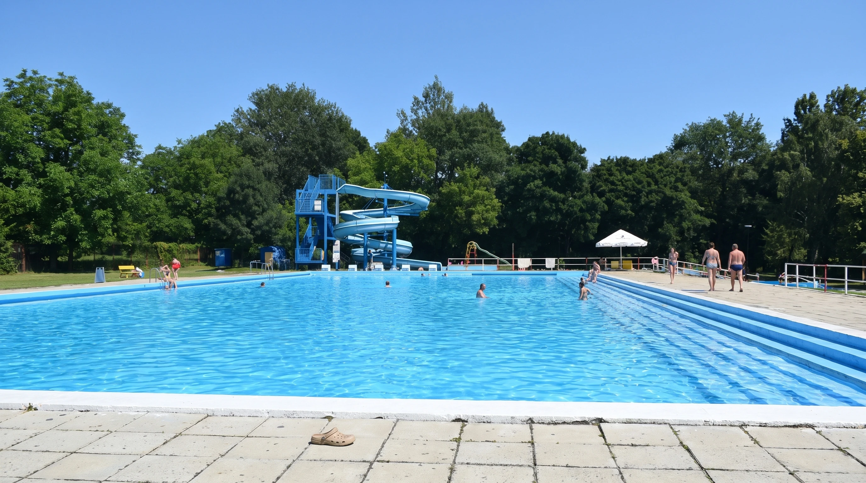 Bazén so šmykľavkou v Camp Strážnice